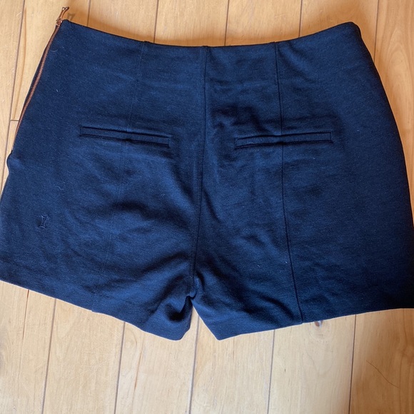 Kit and Ace Shorts - Picture 4 of 4